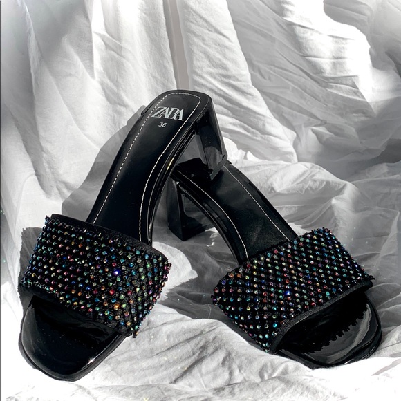 Black heeled sandal with colourful studs - Picture 1 of 3